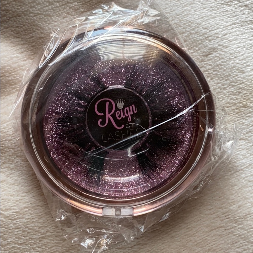Reign Lashes “Kara”